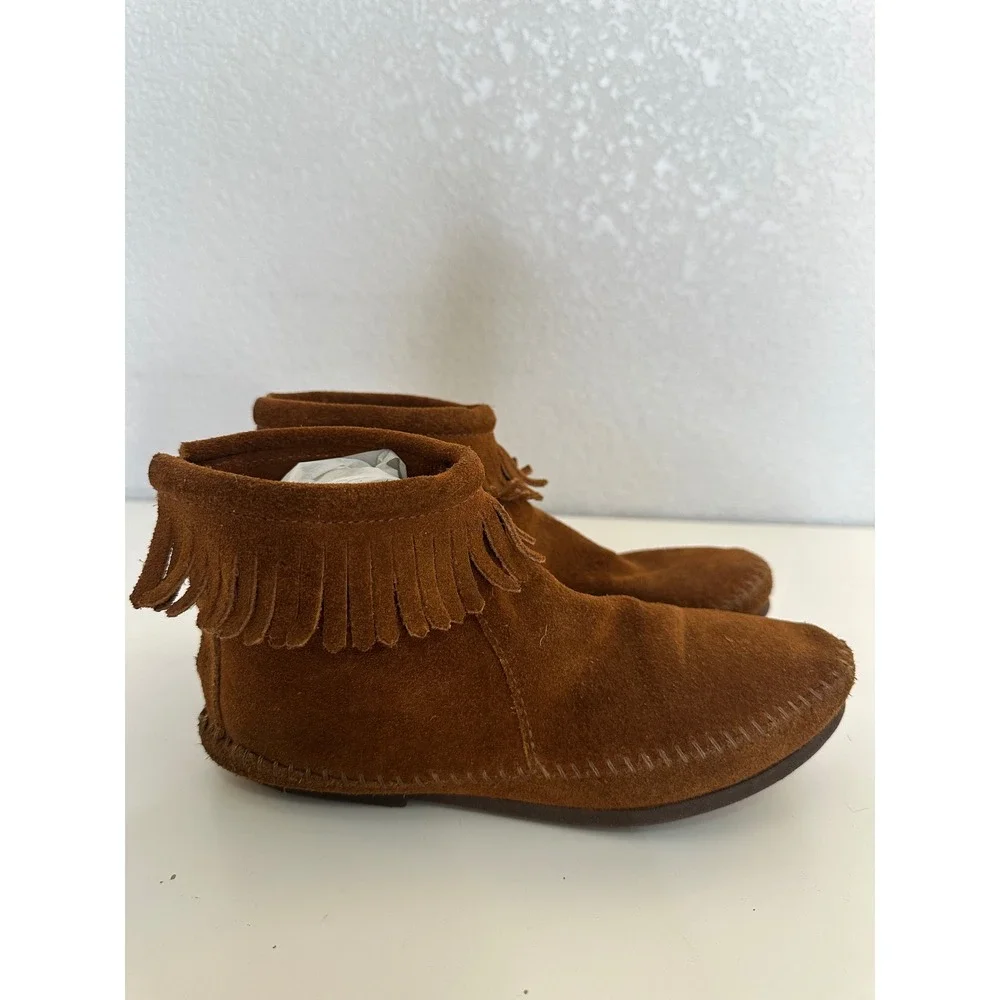 Minnetonka suede moccasin
